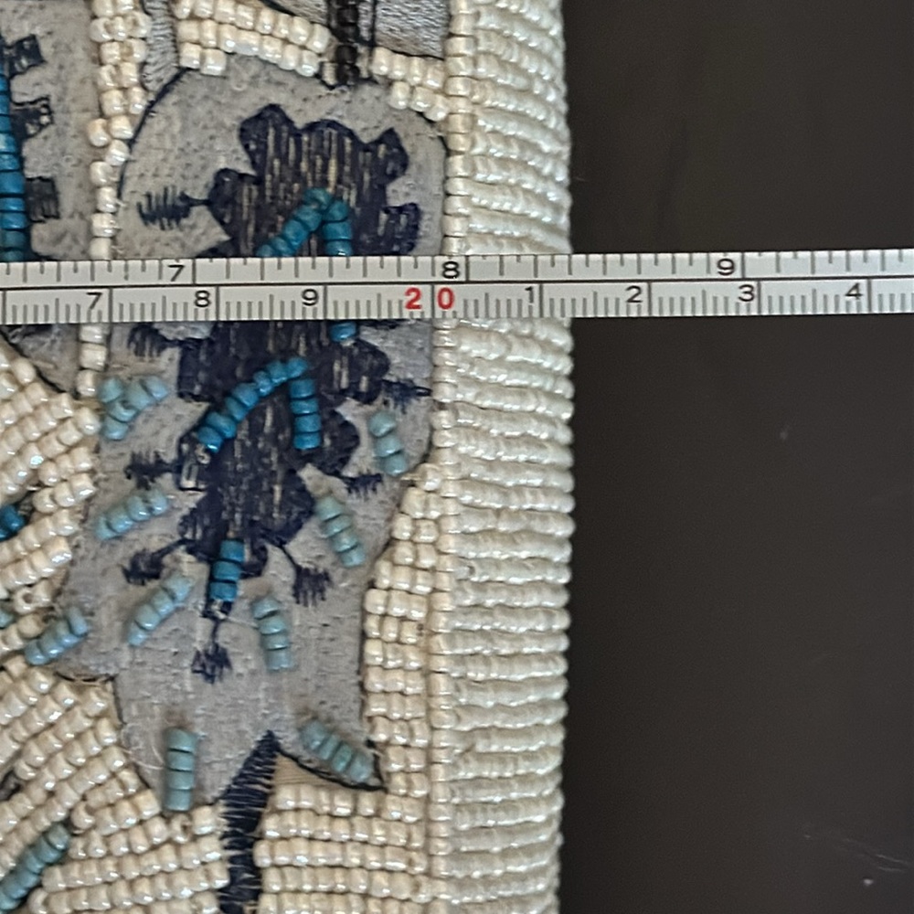 Beaded Floral Wristlet Clutch in Cream and Blue - Picture 8 of 9